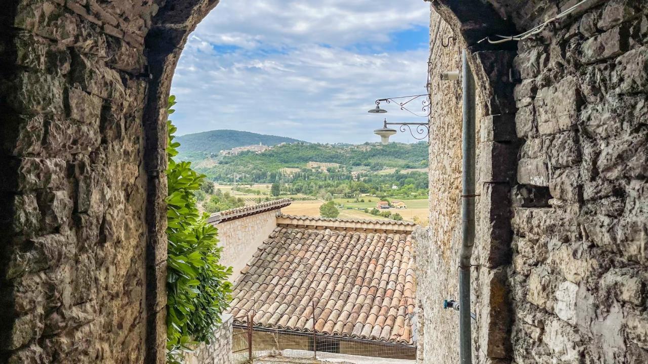 Aparthotel Borgo San Valentino Arrone Exterior foto